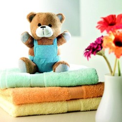 Ourson  en peluche personnalisable sur la salopette NICO